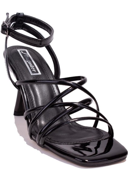 DZA07-11799905C Siyah Rugan Klasik Topuklu Kadın Ayakkabı