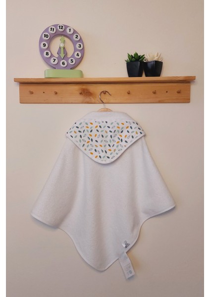 Yaprak Desenli %100 Pamuk Beyaz Bebek Banyo Havlusu Kundak Havlu 70X70CM