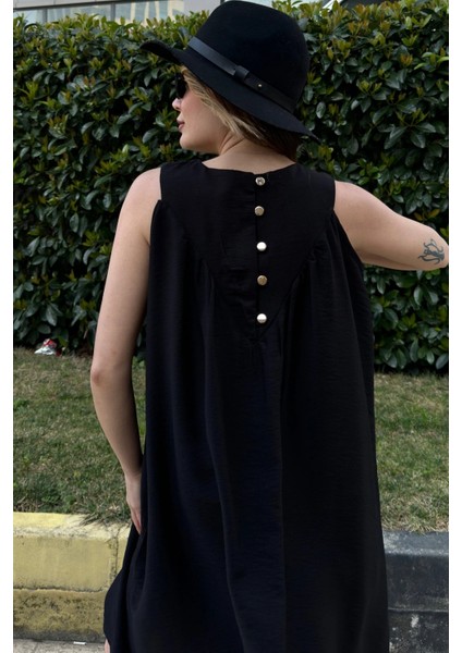 Kadın Siyah Kalın Askılı Cep ve Plise Yaka Detaylı A Kesim Salaş Midi Elbise fiyatları