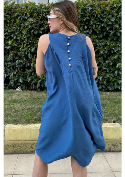 Kadın Indigo Kalın Askılı Cep ve Plise Yaka Detaylı A Kesim Salaş Midi Elbise indirimleri