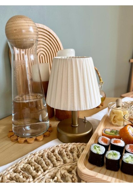 Osmanlı Ipeği Pileli Kablosuz Masa Lambası -Alt Eskitme Gold LED Işık ( 9V Pil 75-90 Saat)