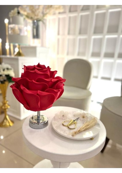 Dekor Yapay Eva Çiçeği Kablosuz Masa Lambası Üst Kırmızı-Alt Gümüş ( 9V Pil 75-90 Saat)