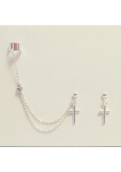 A6 Çapraz ve Minik Kalp Charm Kıkırdak Zincir Küpe (Yurt Dışından) fiyatları