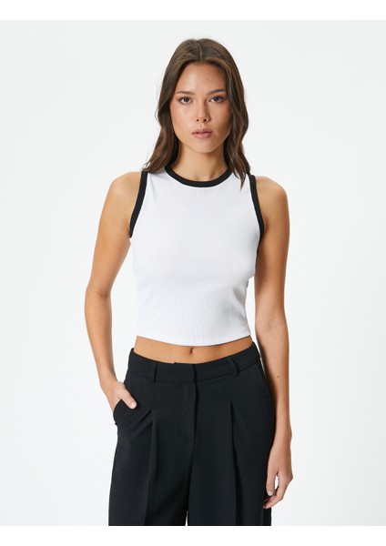Crop Fitilli Atlet Halter Yaka Biye Detaylı