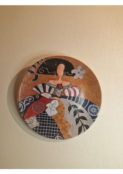 Duvar Dekorasyon Tabağı (Duvara Asılabilir Durumda)(Porselen)