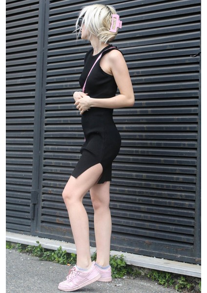 Siyah Sıfır Kol Mini Basic Elbise MG1727