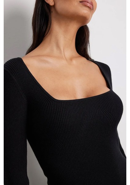 Siyah Kare Yaka Triko Uzun Elbise MG1719 modelleri