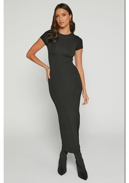 Siyah Basic Yarım Balıkçı Yırtmaçlı Uzun Elbise MG1989