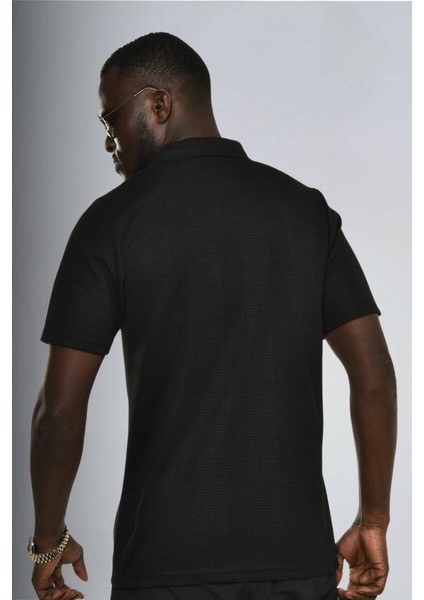Siyah Yaka Detay T-Shirt 410415 fırsatları