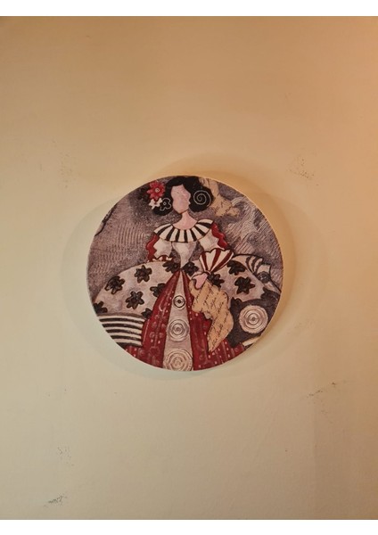 Duvar Dekorasyon Tabağı (Duvara Asılabilir Durumda)(Porselen)