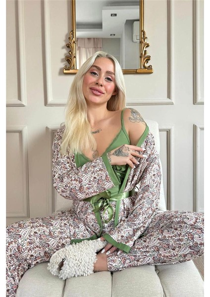 Yeşil Flore Exclusive Örme Sabahlıklı Kadın Pijama Takımı