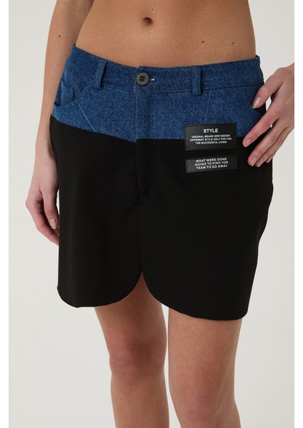 Denim Detaylı Mini Yırtmaç Etek Siyah