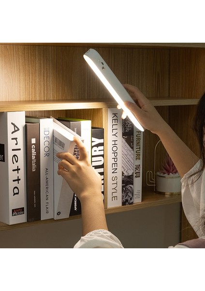 Yeşil Masa Lambası Ofis Çalışma LED Işıkları USB Şarj Edilebilir Masa Lambası Manyetik Karartma Gözleri Koruyun Yatak Odası Gece Lambası (Yurt Dışından) modelleri