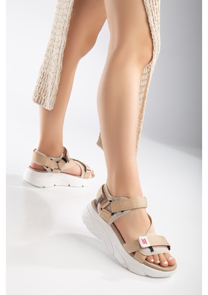 Kadın Dolgu Topuk Cırtlı Günlük Spor Sandalet SS001-0178 Bej