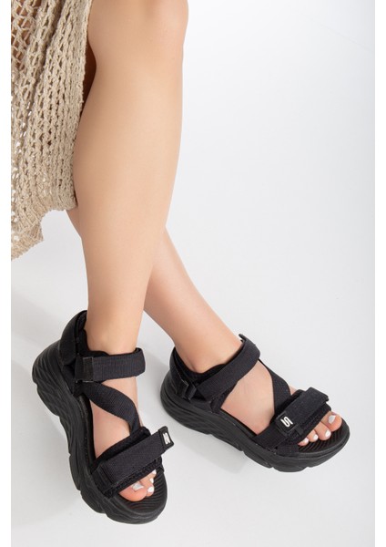 Kadın Dolgu Topuk Cırtlı Günlük Spor Sandalet SS001-0178 Siyah