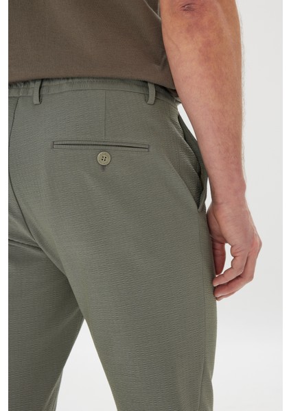 Erkek Haki Slim Fit Dar Kesim Beli Bağlamalı Yan Cep Gofre Desenli Pantolon fırsatları
