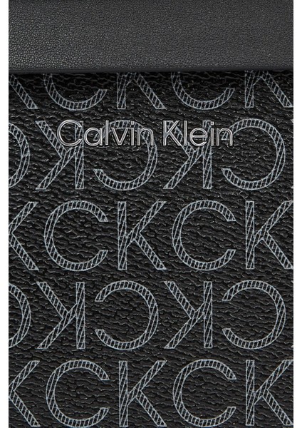 Calvin Klein Çıkarılabilir ve Ayarlanabilir Omuz Askılı Çanta K50K5117660GJ Erkek Çanta K50K511766 0gj