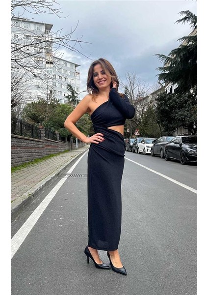 Tek Kol Parlak Uzun Elbise