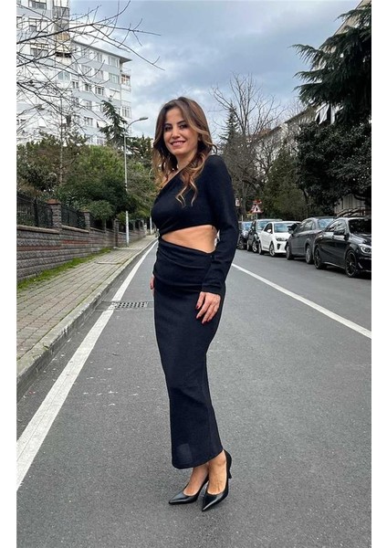 Tek Kol Parlak Uzun Elbise fırsatları