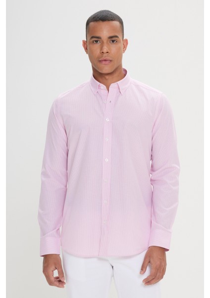 Erkek Beyaz-Pembe Slim Fit Dar Kesim Gizli Düğmeli Yaka Pamuklu Çizgili Gömlek