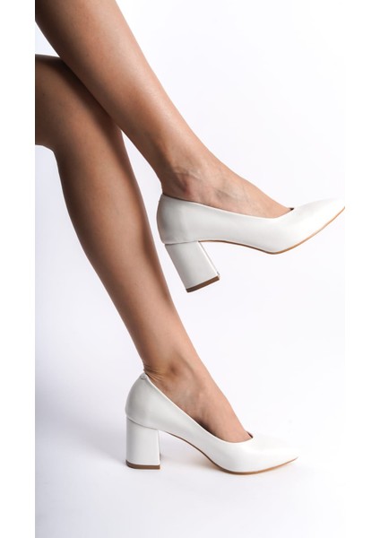 Kadın Vegan Deri Topuklu Ayakkabı