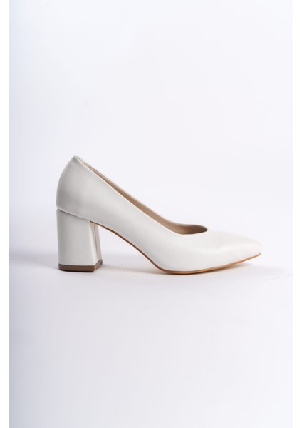 Kadın Vegan Deri Topuklu Ayakkabı fırsatları