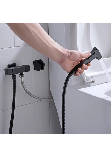 Gri Duş Hortumu Stili Pirinç Duş Seti Douche Tuvalet Seti Bide Püskürtücü Banyo Balkon Duvara Monte El Kendi Kendini Temizleyen Bide Siyah Fırçalanmış Altın (Yurt Dışından) fırsatları