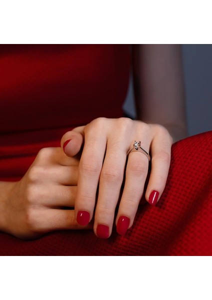 E Renk 0.30 Karat Pırlanta Tektaş Yüzük - Hrd Sertifikalı fırsatları