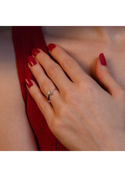 H Renk 0.15 Karat Pırlanta Tektaş Yüzük modelleri