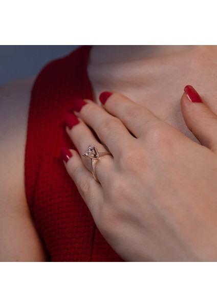 G Renk 0.90 Karat Pırlanta Tektaş Yüzük - Hrd Sertifikalı modelleri