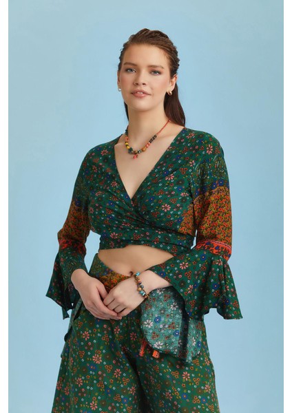 Ispanyol Kol Crop Bluz