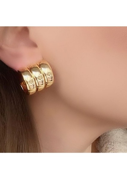 Üç Sıra Çoklu Görünüm Bombeli Çelik Küpe Gold Renk