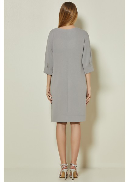 Taş Detaylı Gri Örme Elbise fiyatları