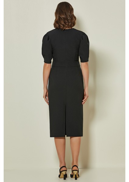 V Yaka Siyah Dokuma Elbise fiyatları
