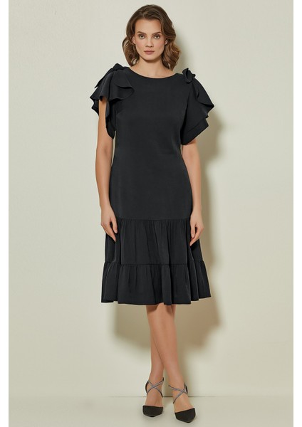 Kloş Siyah Elbise