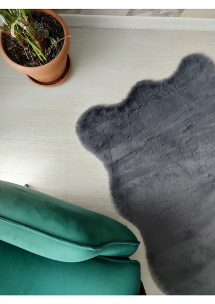 Tavşan Tüyü Süet Tabanlı Peluş Halı indirimleri
