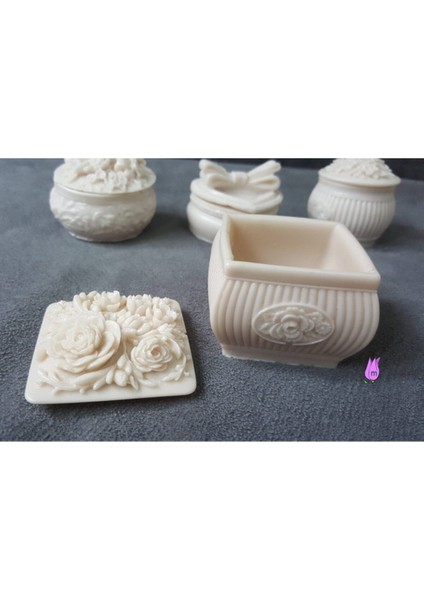 Lale Lotüs Çiçek Kabartma Mini Kutu Silikon Kalıp K-206, Kokulu Taş Sabun Polyester Reçine Alçı Mum Kalıbı