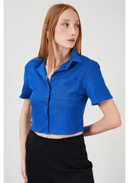 Kadın Saks Bürümcük Tek Cep Crop Gömlek fiyatları