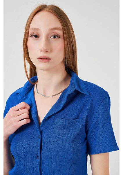 Kadın Saks Bürümcük Tek Cep Crop Gömlek fırsatları