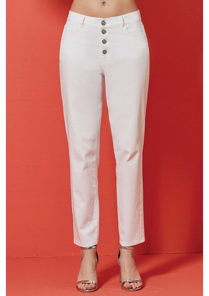 Düz Paça Beyaz Pamuklu Pantolon modelleri