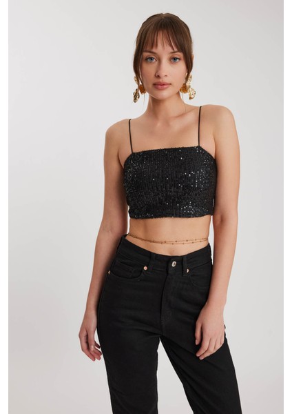 Ip Askılı Pullu Crop Bluz modelleri