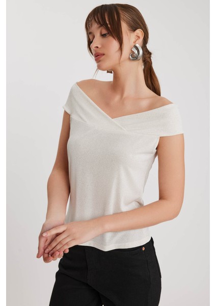 Kayık Yaka Simli Bluz fiyatları