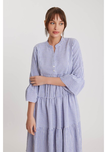 Düğmeli Hakim Yaka Kol Ucu Fırfırlı Elbise fırsatları