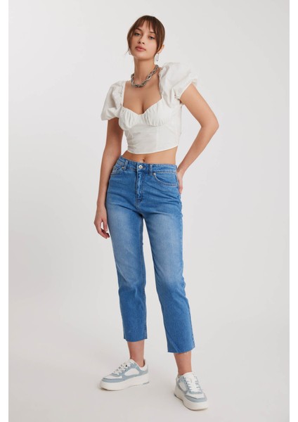 Slim Fit Crop Mom Jean fırsatları
