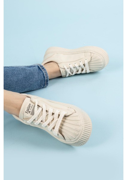 Belfas Kadın Bej Spor Ayakkabı fırsatları