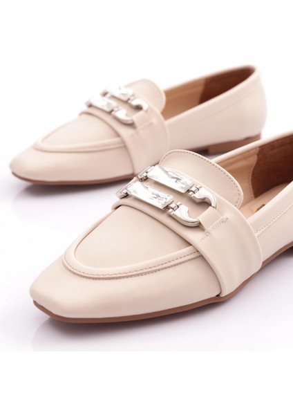 5021 Kadin Tokali Loafer fırsatları