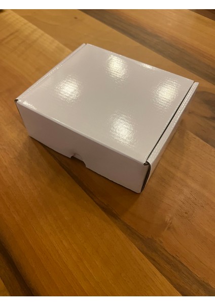 E-Ticaret Takı Aksesuar Kolye Bileklik Kapaklı Kargo Kutusu 10 Adet Beyaz Parlak Selefonlu 12X13X5CM