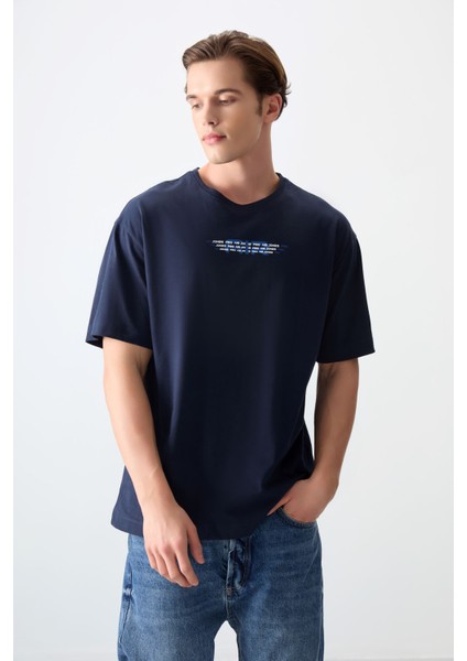 Lacivert %100 Pamuk Kalın Yumuşak Dokulu Oversize Fit Baskılı Erkek T-Shirt - 88356 fırsatları
