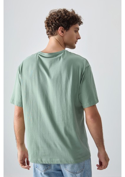 Açık Yeşil %100 Pamuk Kalın Yumuşak Dokulu Oversize Fit Baskılı Erkek T-Shirt - 88355 indirimleri