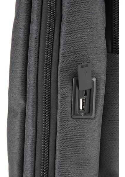 Unisex Sırt ve Laptop Çantası USB Çıkışlı